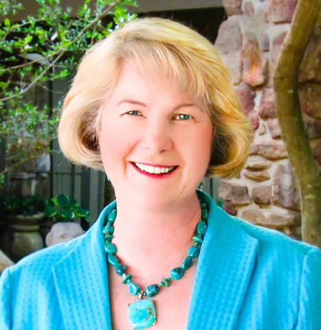 photo of author Rhona Weaver